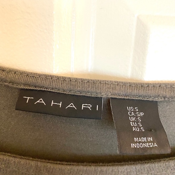 Tahari Top - Picture 3 of 4
